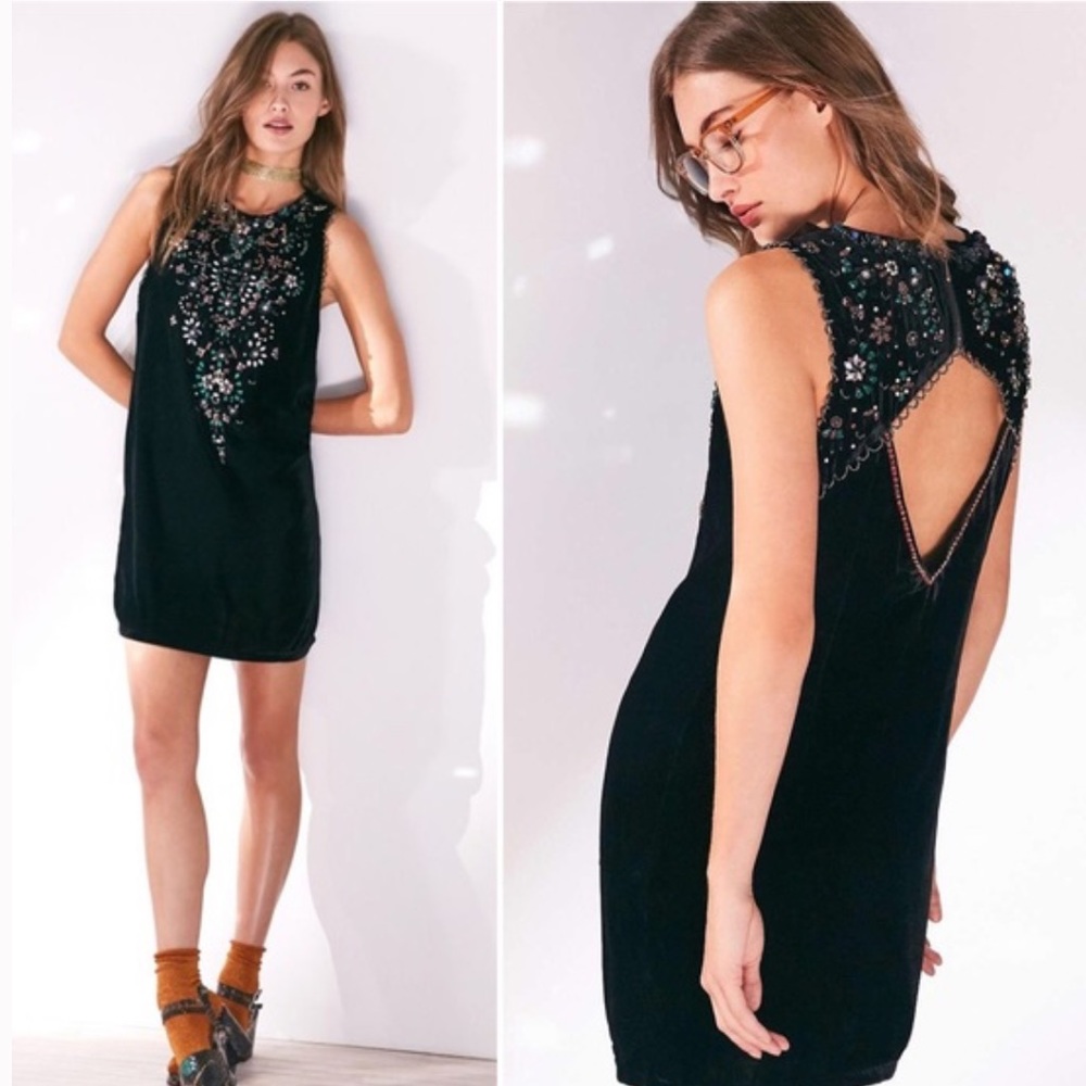 Urban outfitters ecoté black velvet beaded dress size small